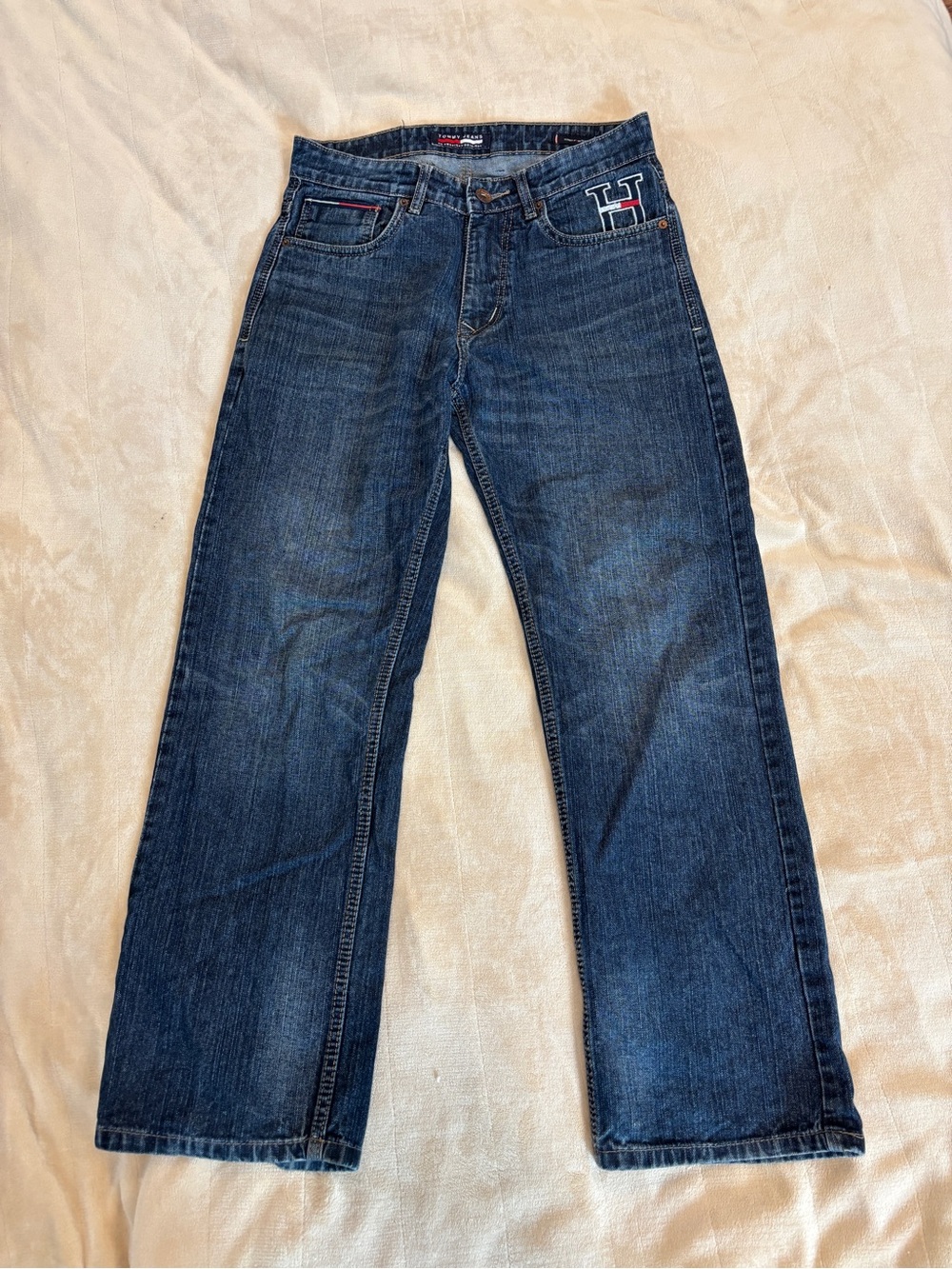 Tommy Hilfiger Men’s Dark Blue Relaxed Straight Jeans with Embroidered Logo